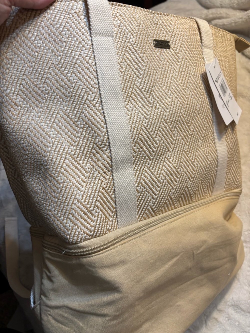 Sale! NWT Roxy Beach Tote Backpack Cooler base Beige & Cream Woven Two-Tone Zip - Picture 9 of 14